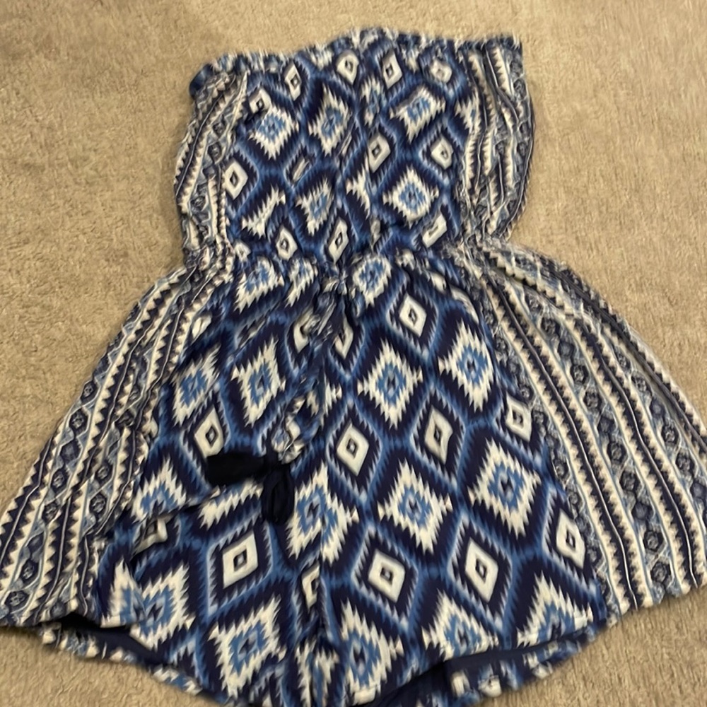 Hollister size small romper